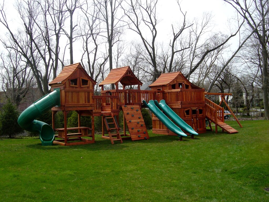 Backyard playset accessories can help kids to grow stronger and smarter.