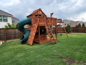 Backyard Fun Factory playset showing why custom craftsmanship and American made materials can make a huge difference.